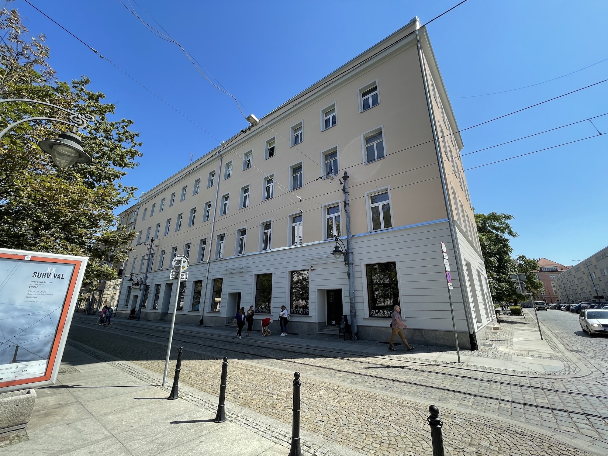 Apartament Wrocławski - widok budynku z zewnątrz